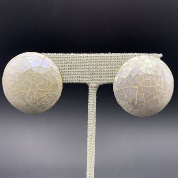 Karla Jordan Mother Of Pearl Earrings Omega Pierced Round Mosaic Look Vintage - Picture 1 of 7